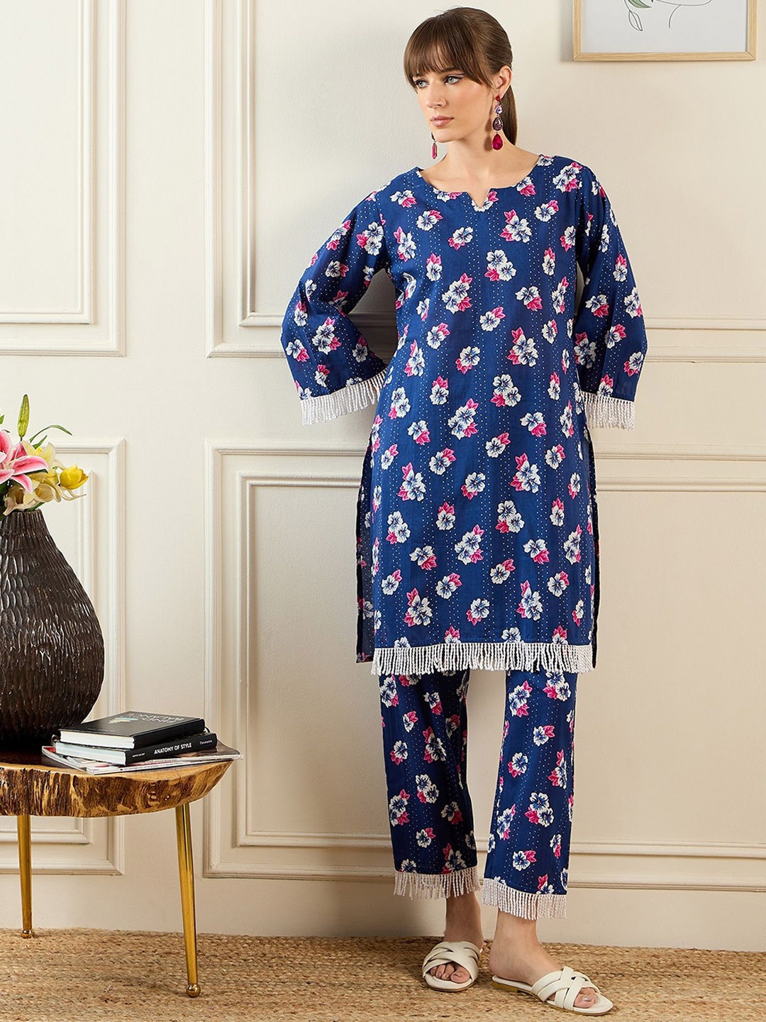 

Indo Era Women Floral Printed Regular Pure Cotton Kurta with Trousers, Blue
