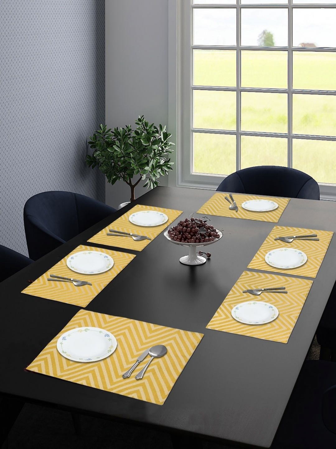 

Saral Home Yellow 6 Pieces Chevron Cotton Rectangle Table Placemats