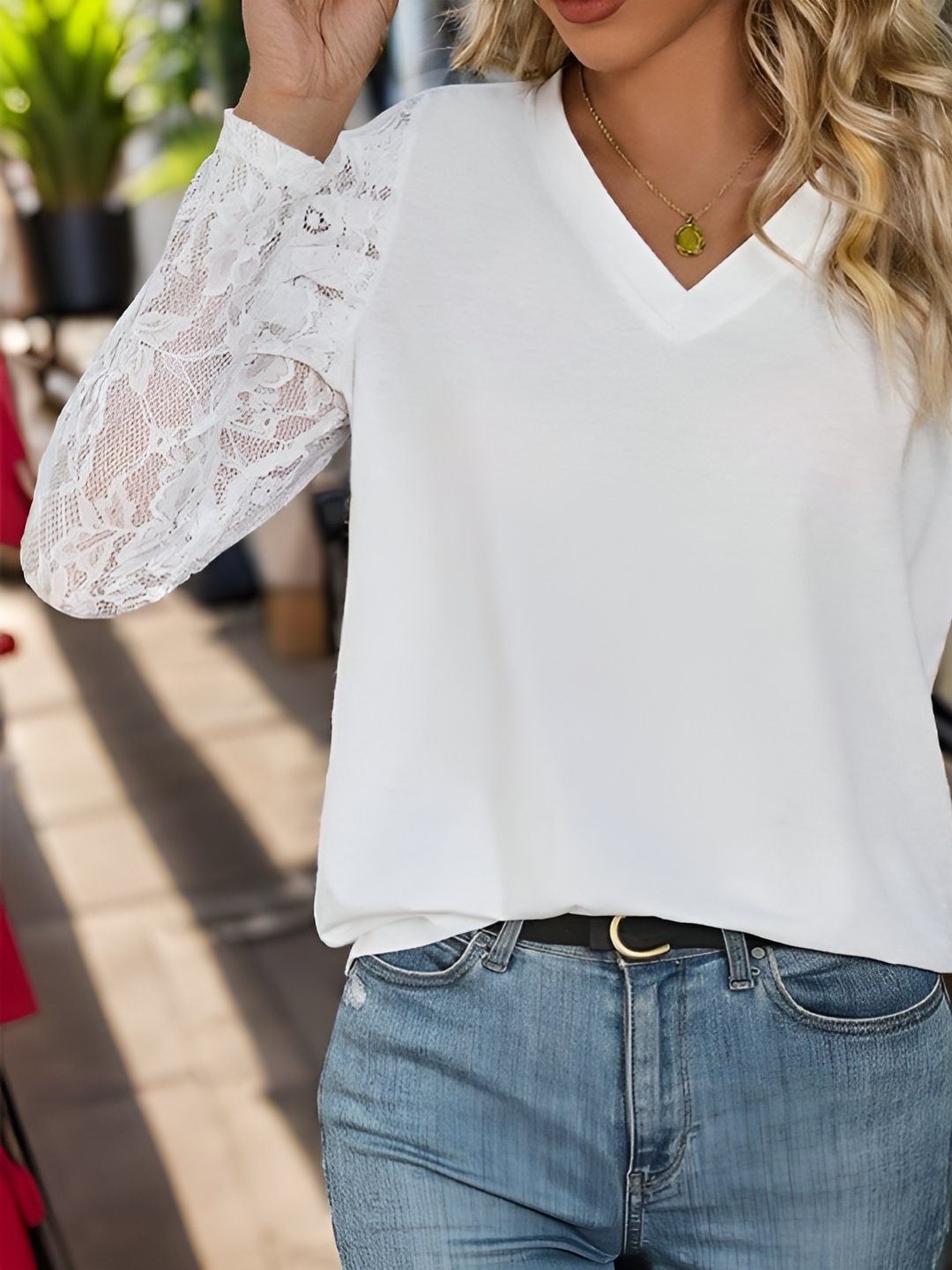 

HERE&NOW Women V-Neck T-shirt, White