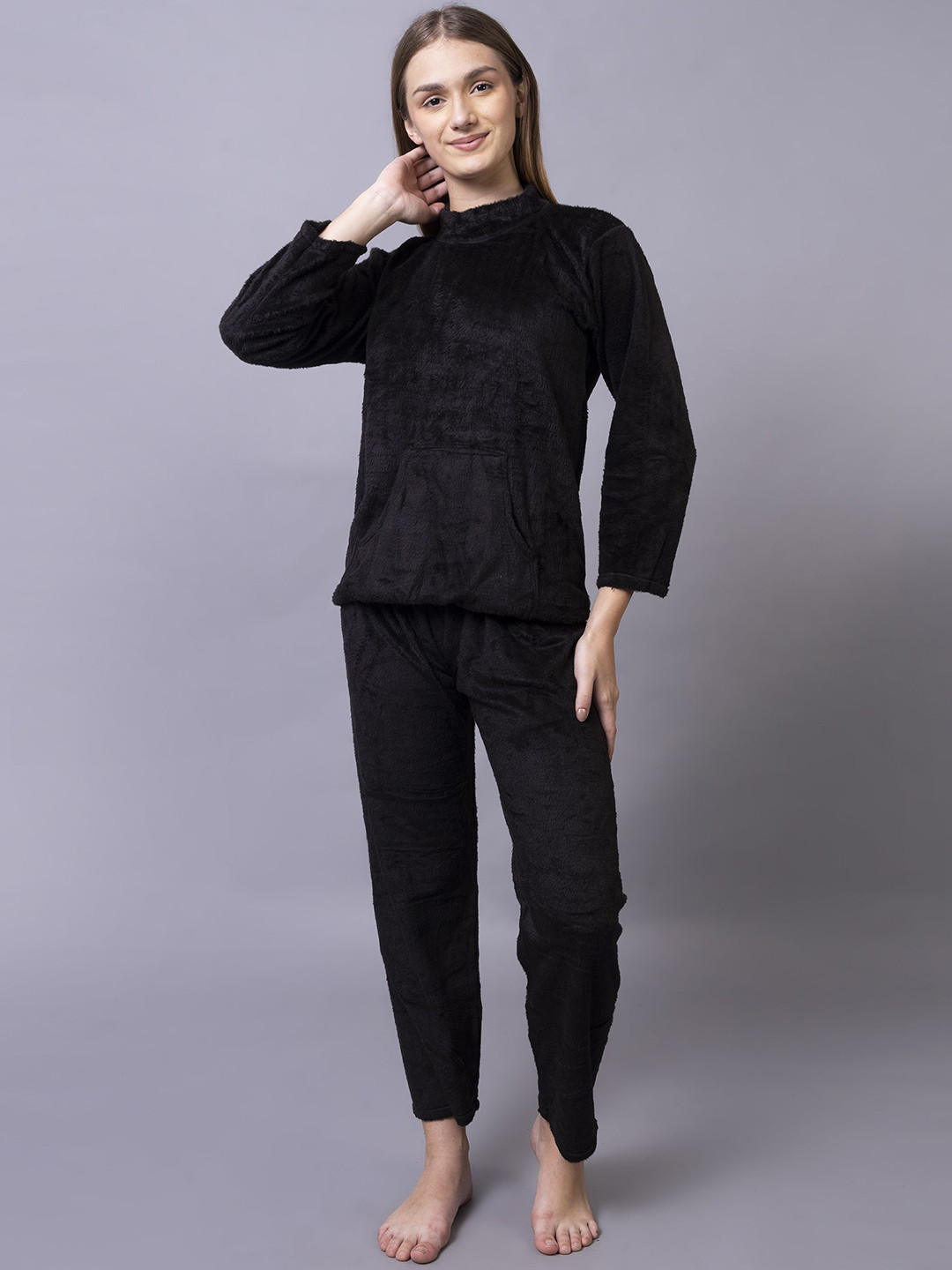 

AVYAY Women Woolen Night suit, Black