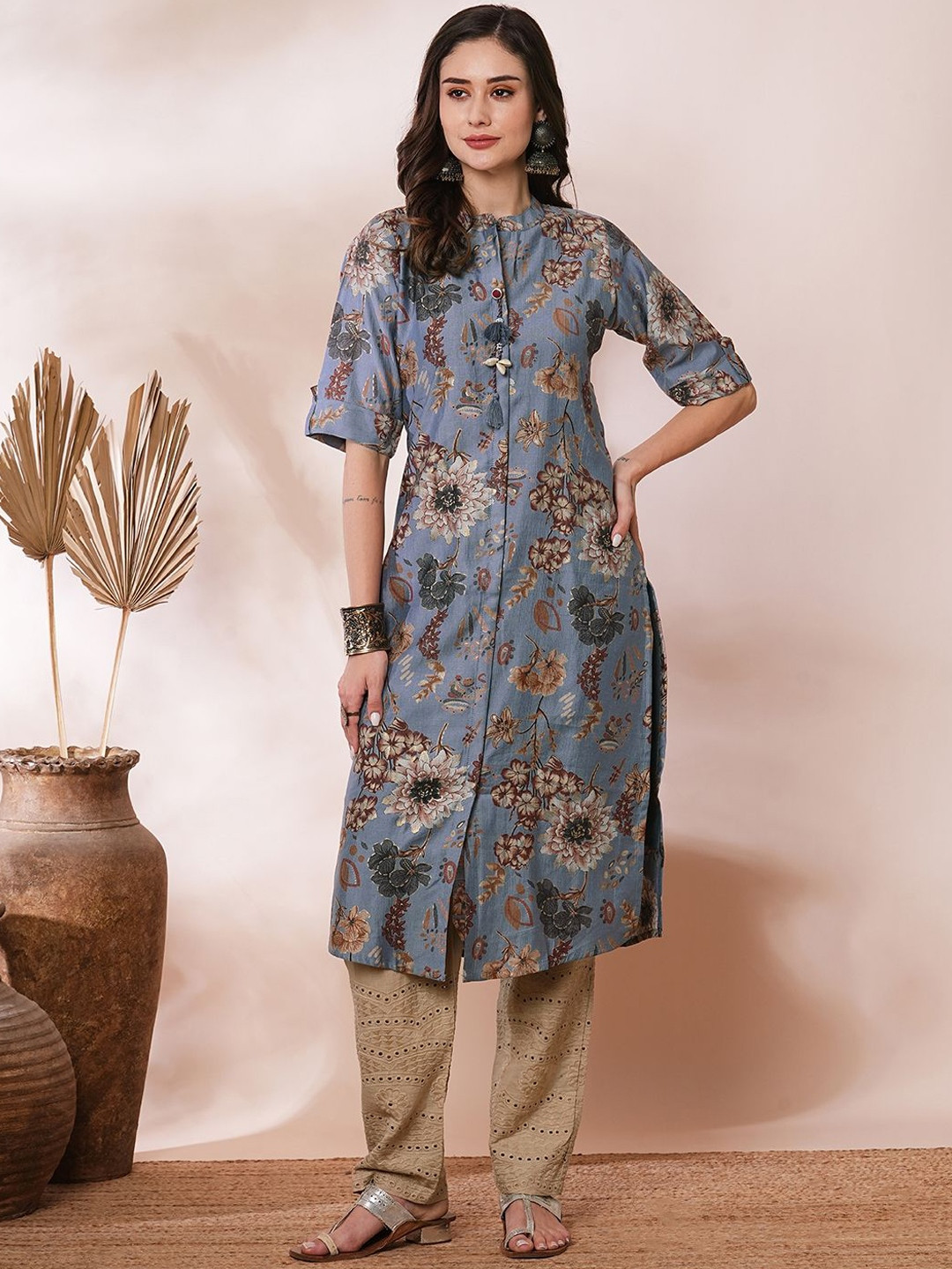 

FASHOR Floral Printed Mandarin Collar Straight Kurta, Blue