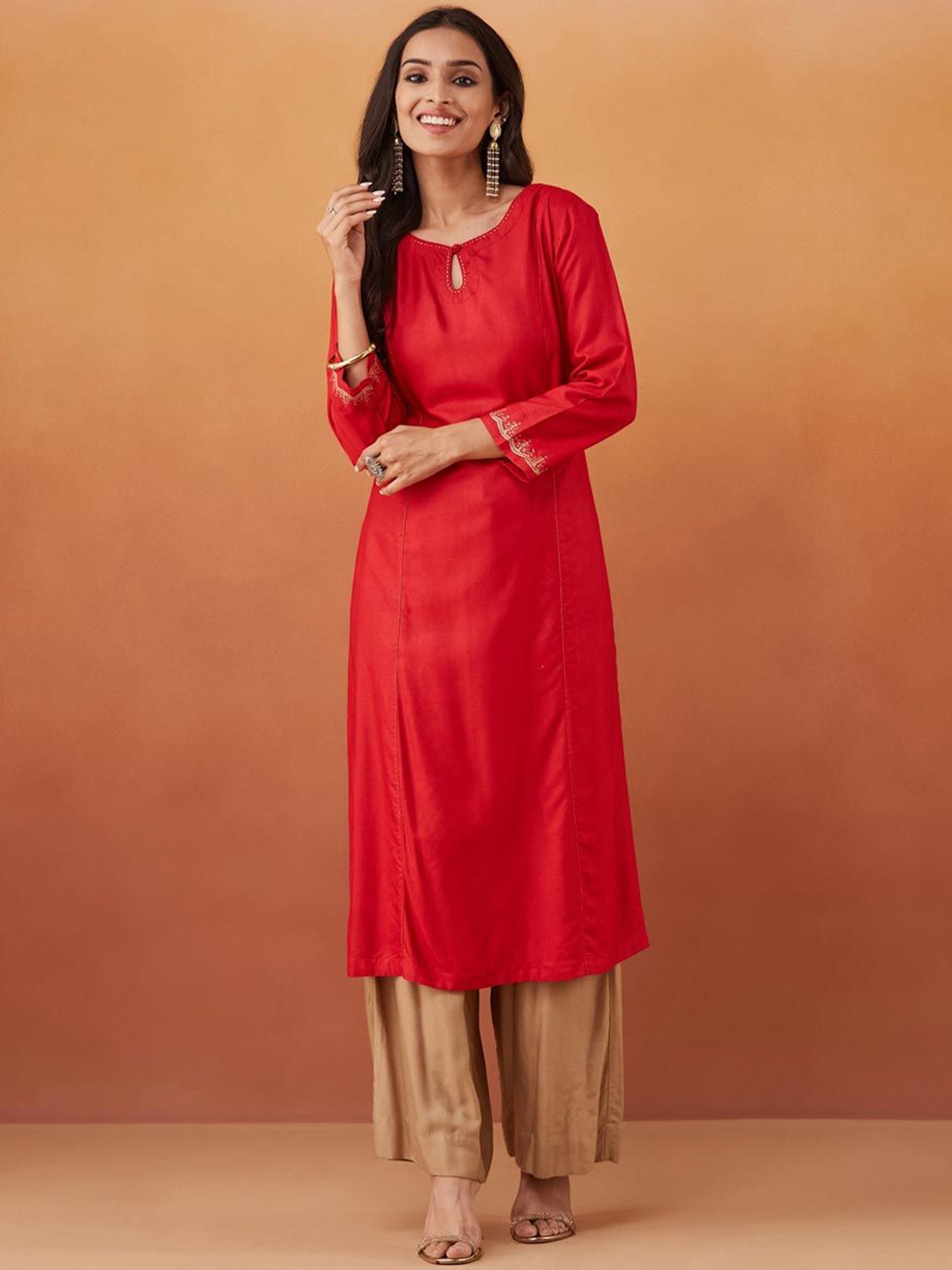 

Fabindia Keyhole Neck Straight Kurta, Red