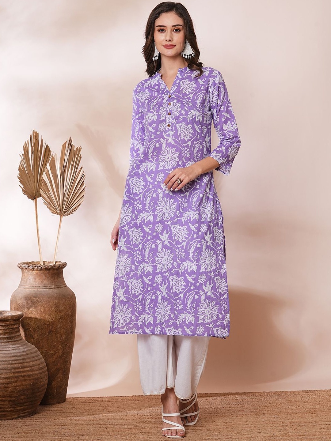 

FASHOR Floral Printed Cotton Straight Kurta, Purple