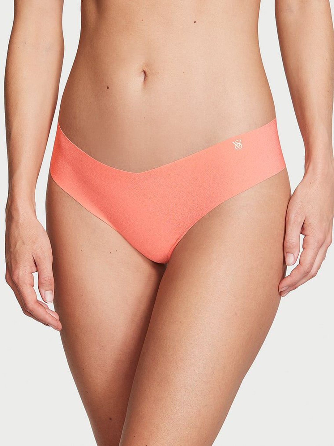 

Victoria's Secret No-Show Low Rise Seamless Thong Briefs112460340MIZ, Peach