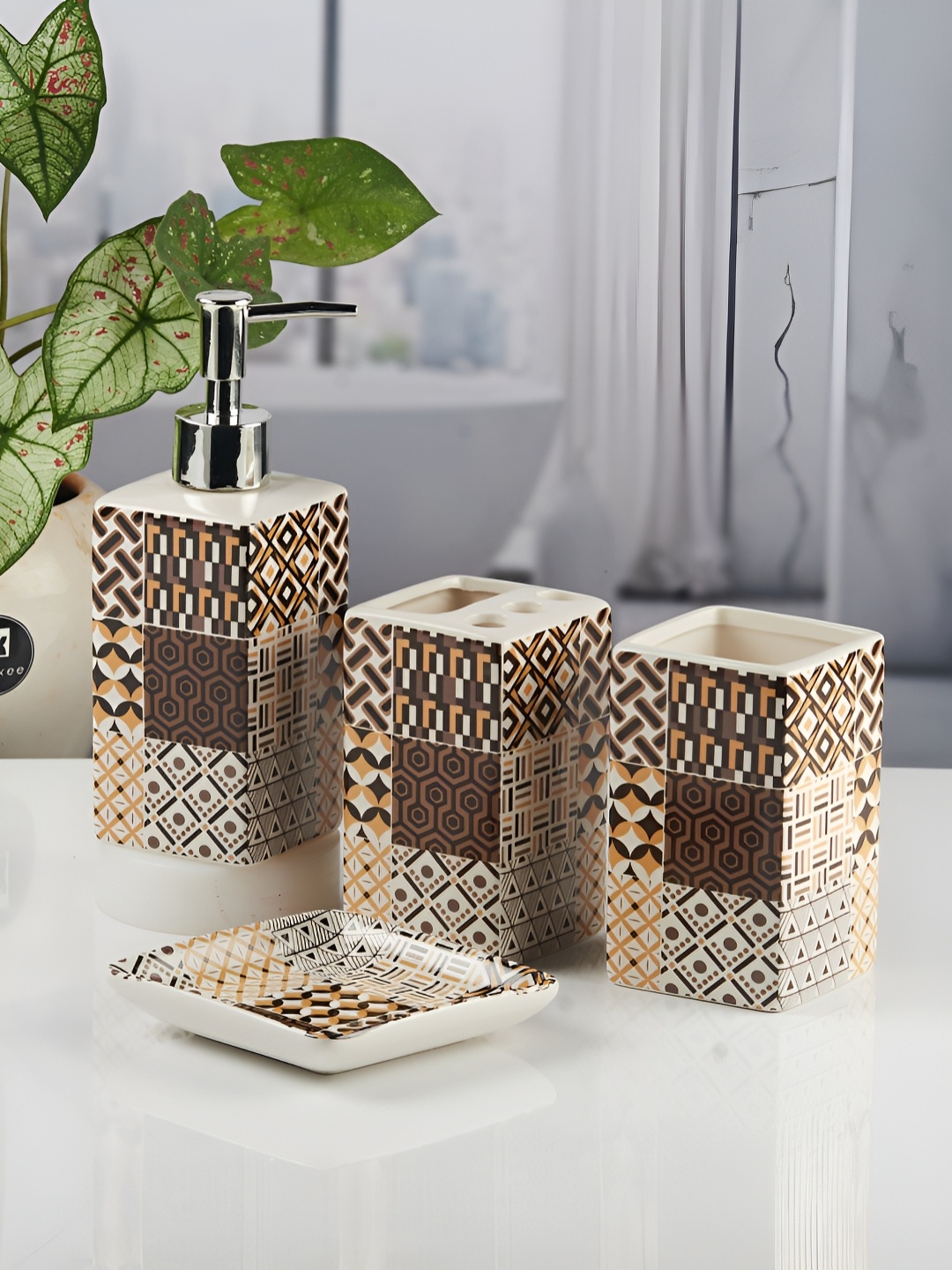 

Kookee Multicoloured 4 piece Abstract Ceramic Bath Accessories Set, Multi
