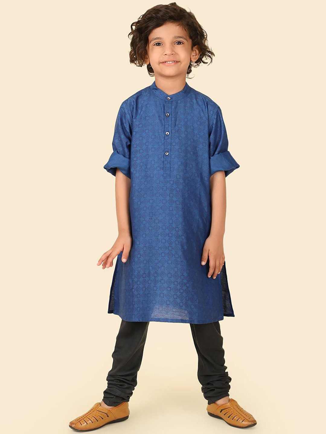 

Fabindia Boys Printed Band Collar Straight Kurta, Blue