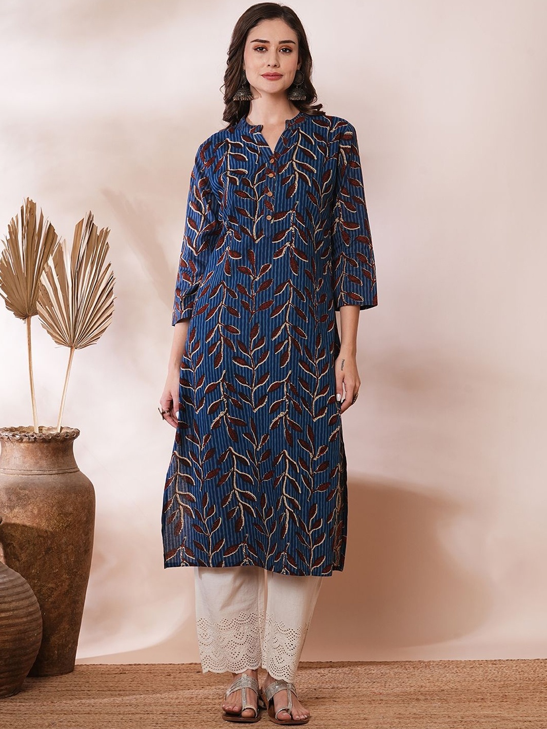 

FASHOR Floral Printed Mandarin Collar Cotton Straight Kurta, Blue