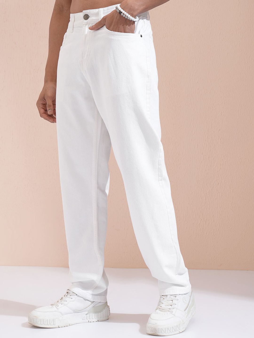 

HIGHLANDER Men Relaxed Fit Light Fade Jeans, White