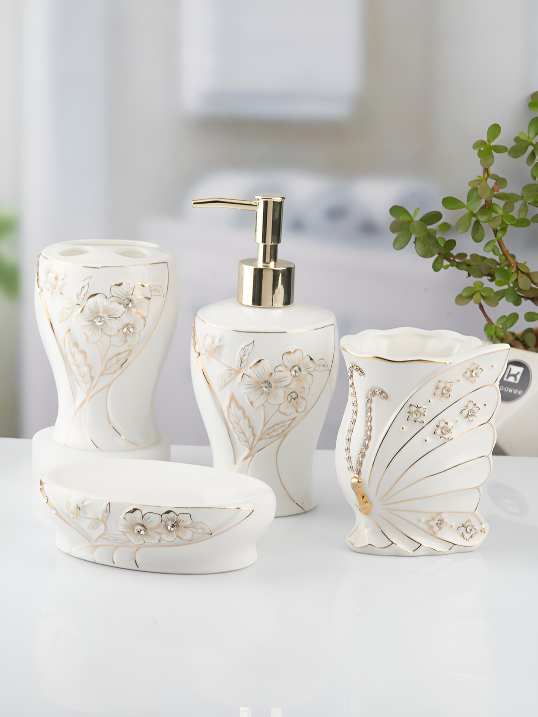 

Kookee Multicoloured 4 piece Abstract Ceramic Bath Accessories Set, Multi