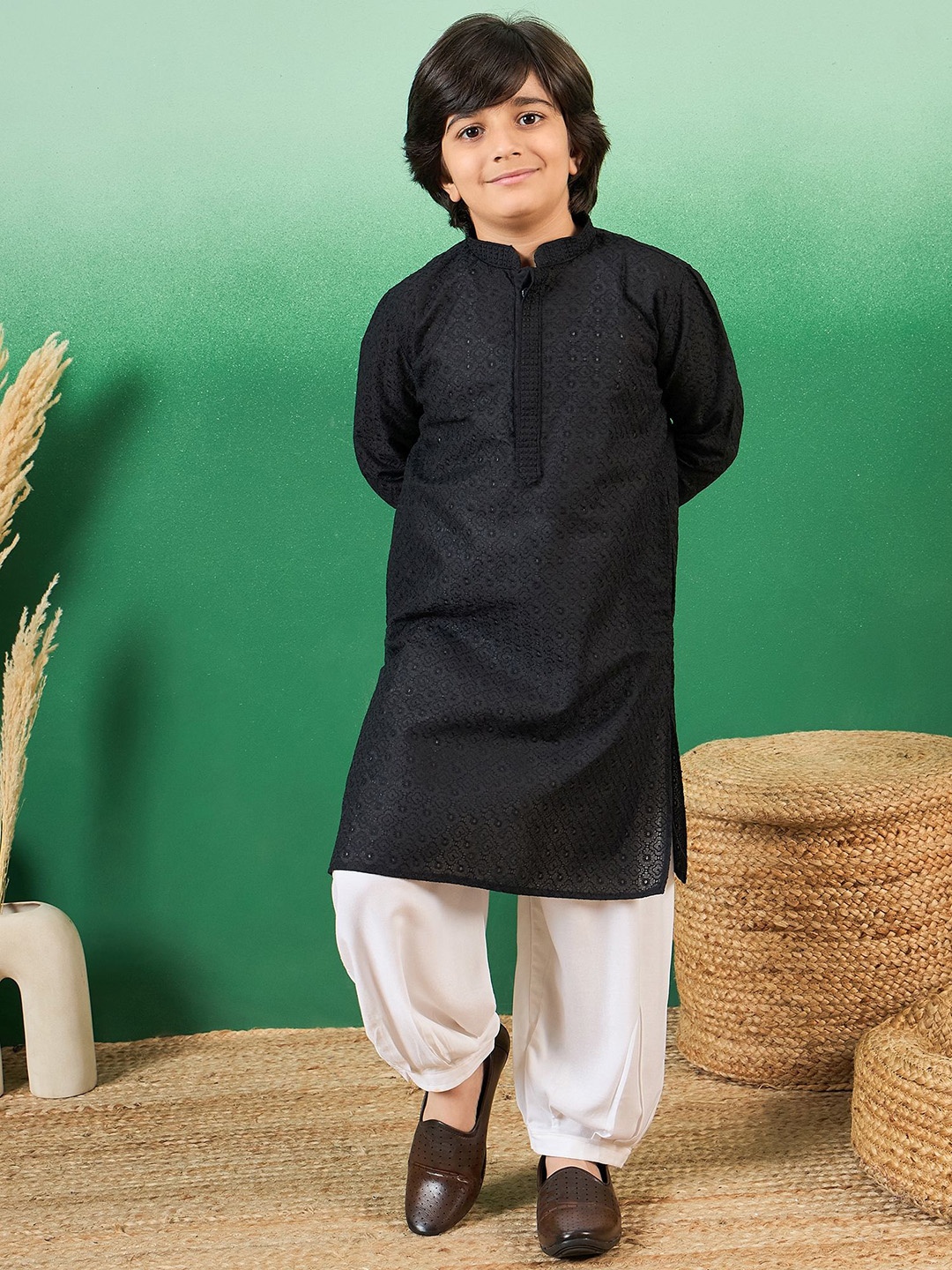 

Sangria Boys Chikankari Embroidered Cotton Kurtas, Black