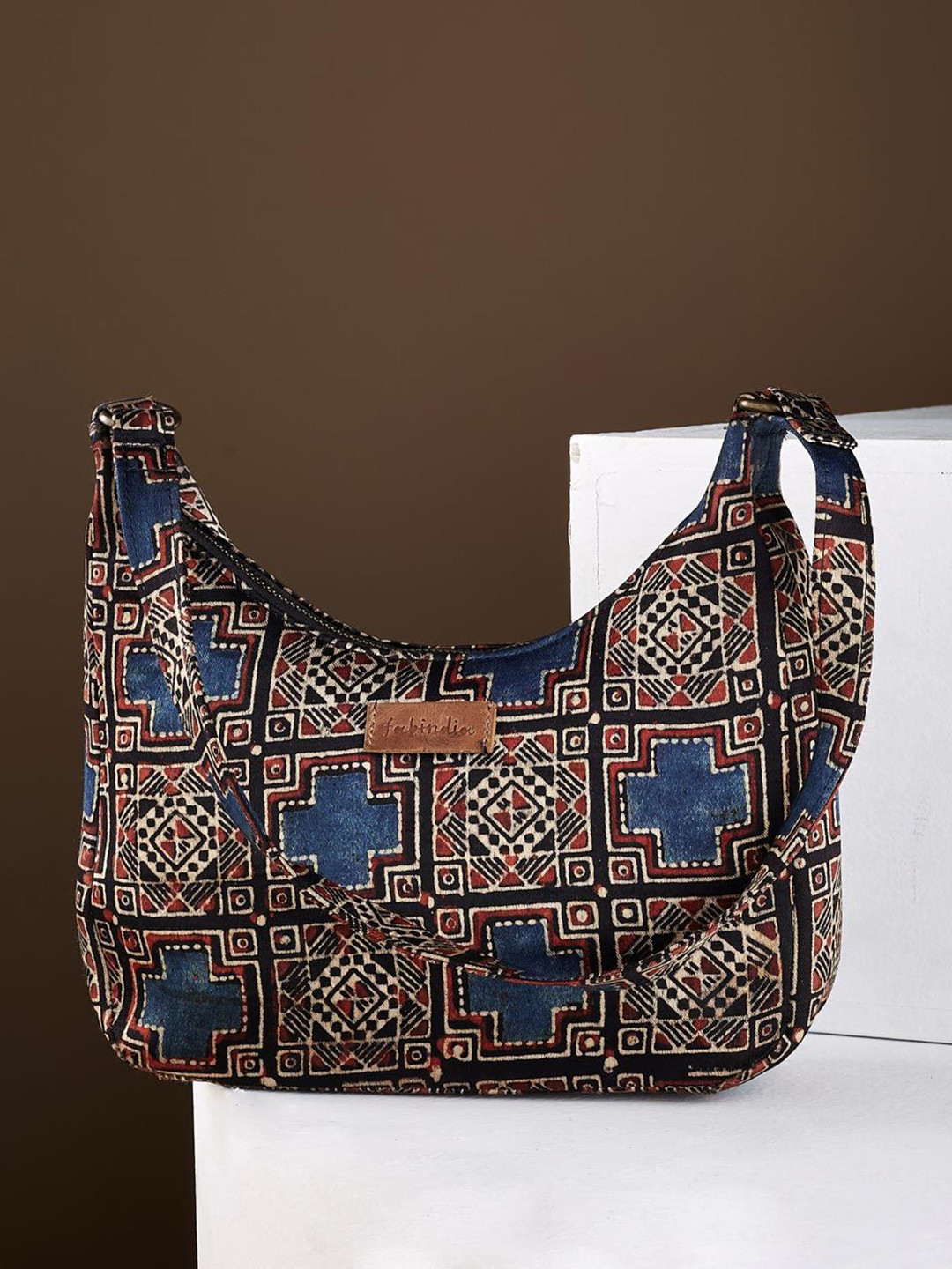 

Fabindia Printed Structured Sling Bag, Grey