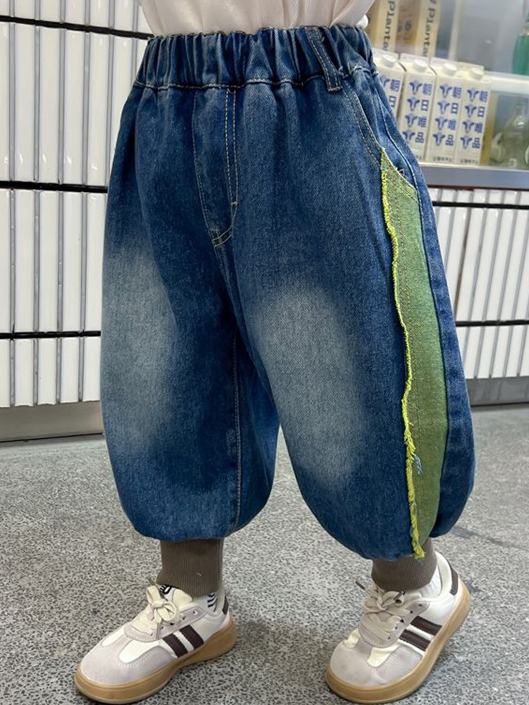 

StyleCast x Revolte Boys Jogger Light Fade Stretchable Jeans, Blue