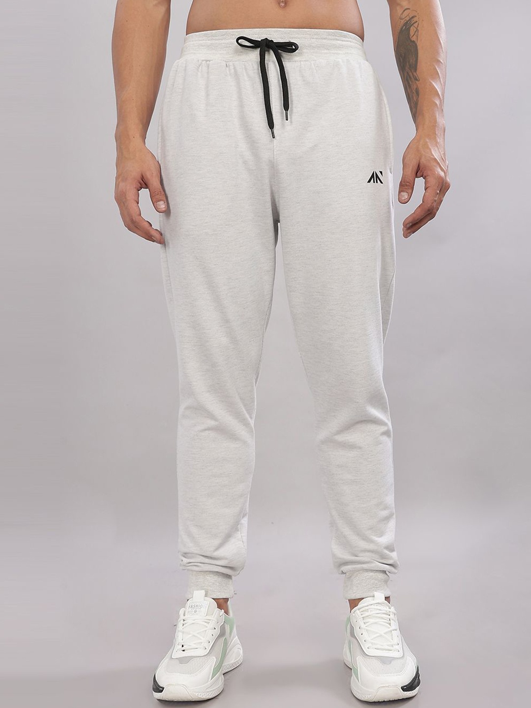 

AESTHETIC NATION Men Oversized Mid-rise Joggers, Grey