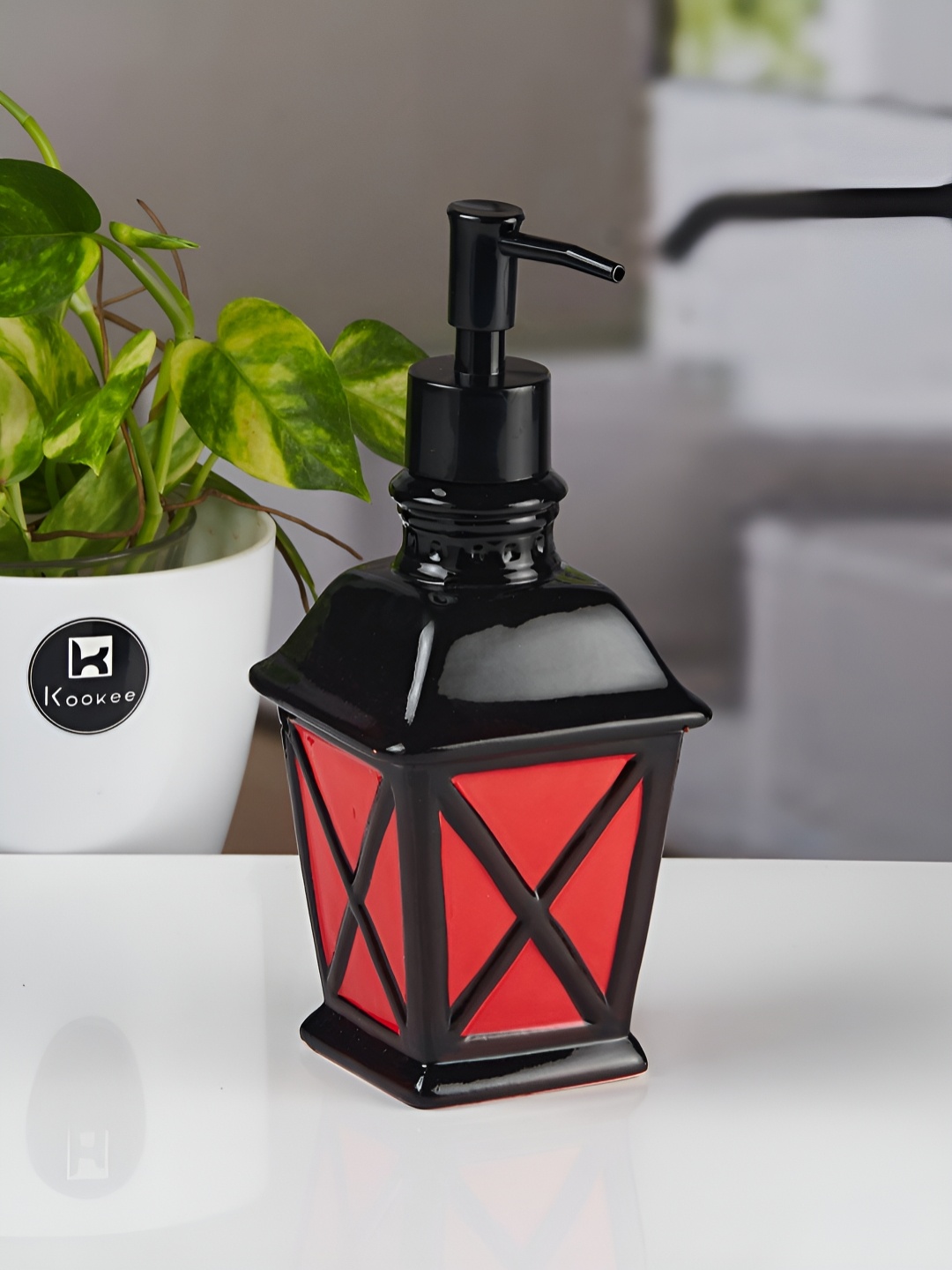

Kookee Red Abstract Ceramic Soap Dispenser