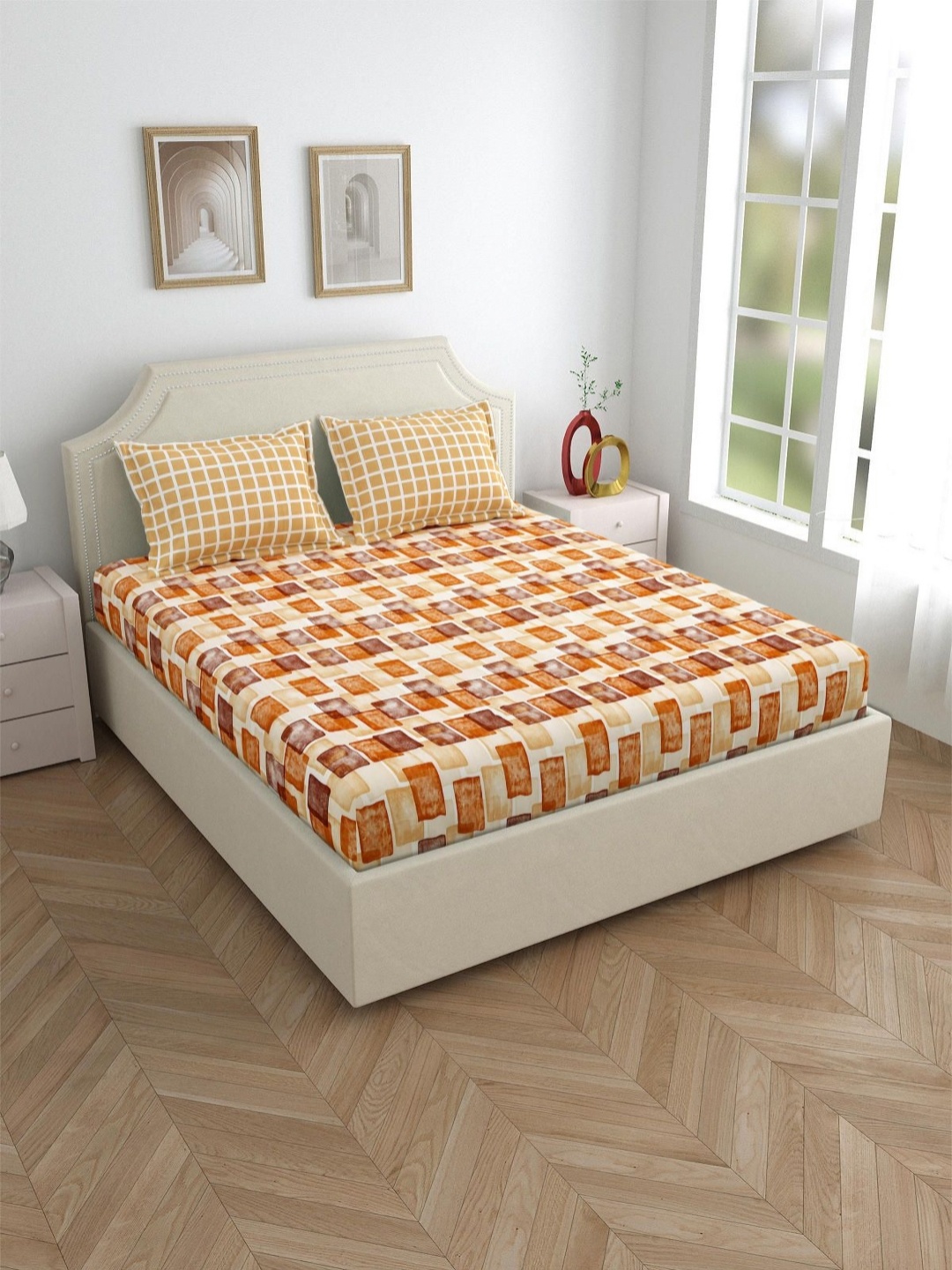 

Salona Bichona Brown & White Geometric 180 TC Queen Bedsheet with 2 Pillow Covers