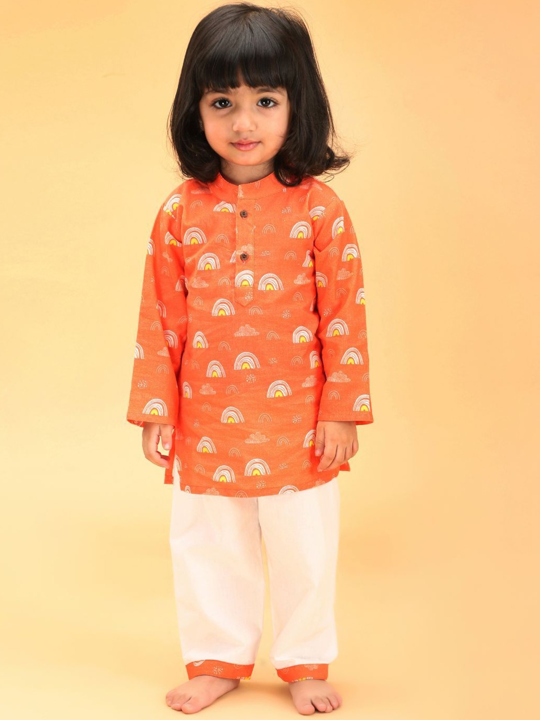 

MAMA AND PEACHES Kids Rainbow Printed Pure Cotton Kurta with Trousers, Orange