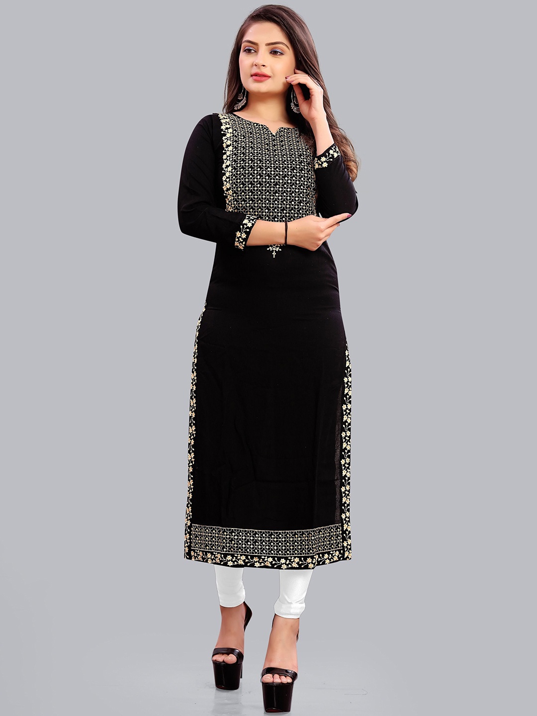 

FANTASY FAB Floral Embroidered Sequinned Straight Kurta, Black