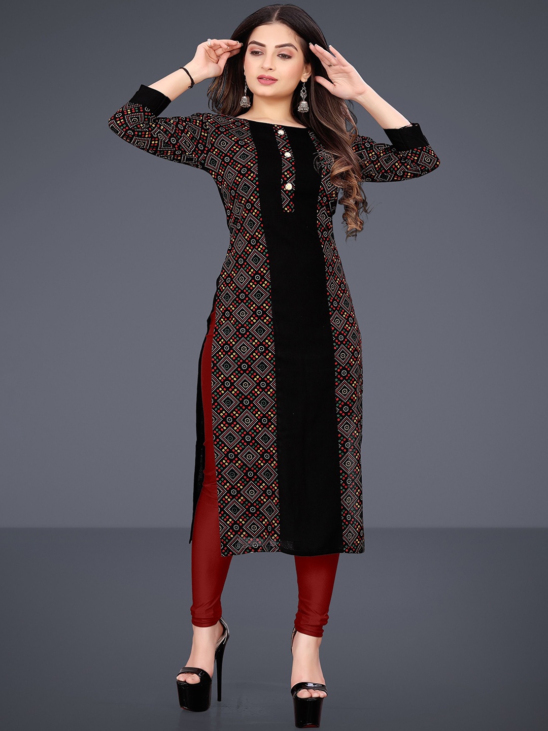 

FANTASY FAB Geometric Printed Round Neck Straight Kurta, Black