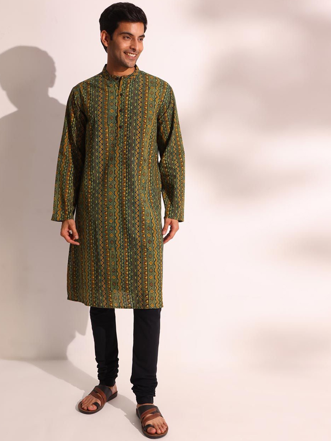 

Fabindia Ethnic Motifs Printed Band Collar Cotton Kurta, Green