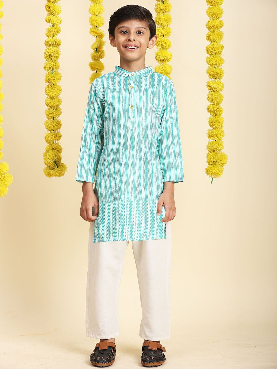 

Cutiekins Boys Striped Printed Mandarin Collar Straight Kurta With Pyjamas, Blue