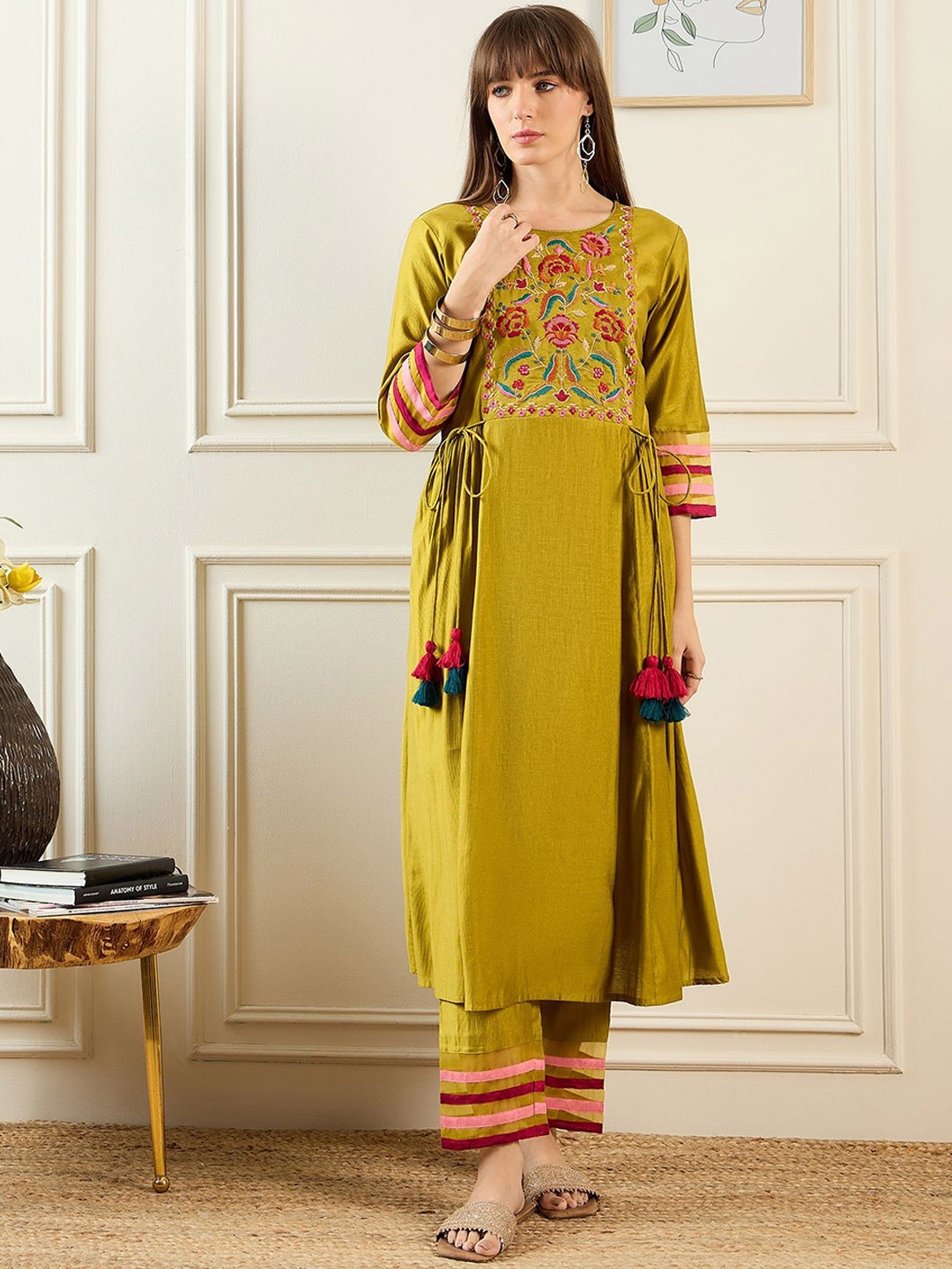 

Indo Era Women Olive Kurta Sets