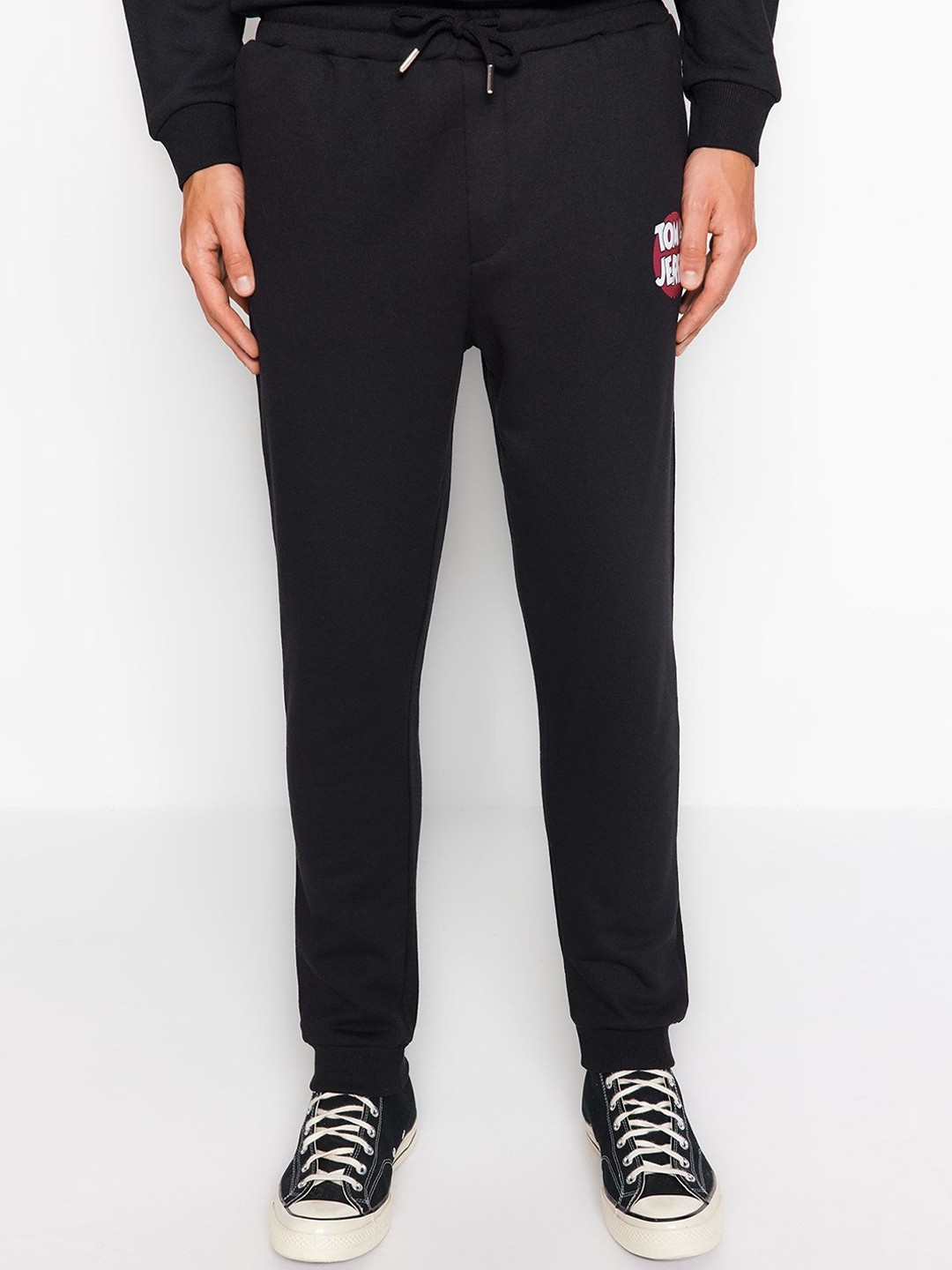 

Trendyol Men Mid-Rise Regular Fit Track Pant, Black