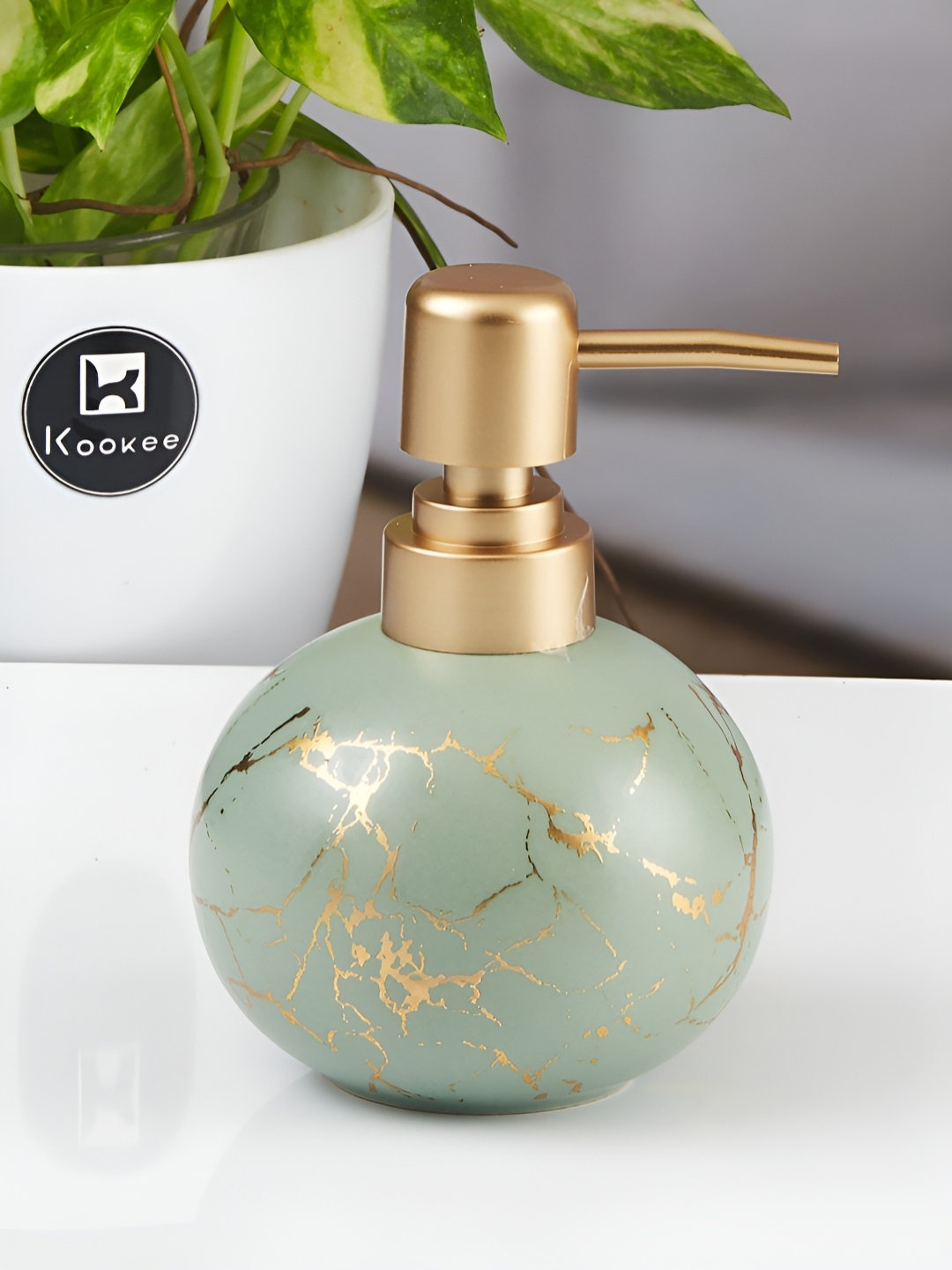 

Kookee Green Abstract Ceramic Soap Dispenser