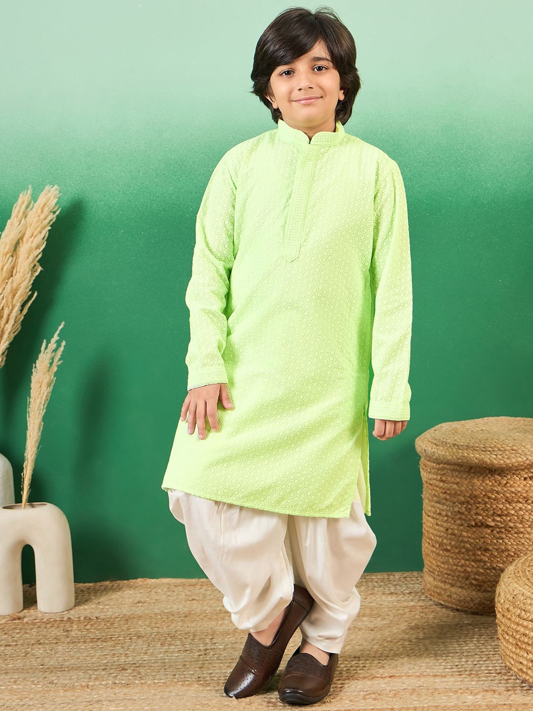 

Sangria Boys Chikankari Embroidered Cotton Straight Kurta, Green