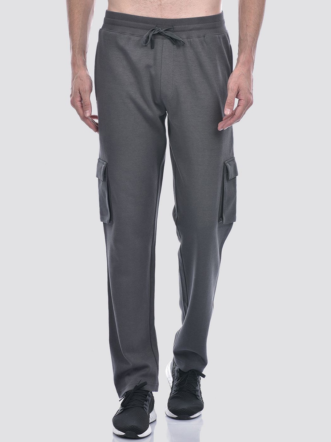 

ONEWAY Men Mid-Rise Cargo Track Pant, Grey