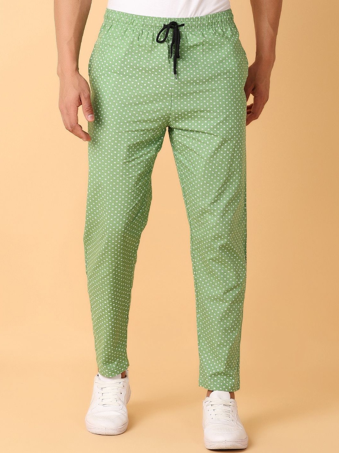 

V-Mart Men Polka Dots Printed Cotton Mid-Rise Regular-Fit Track Pants, Green