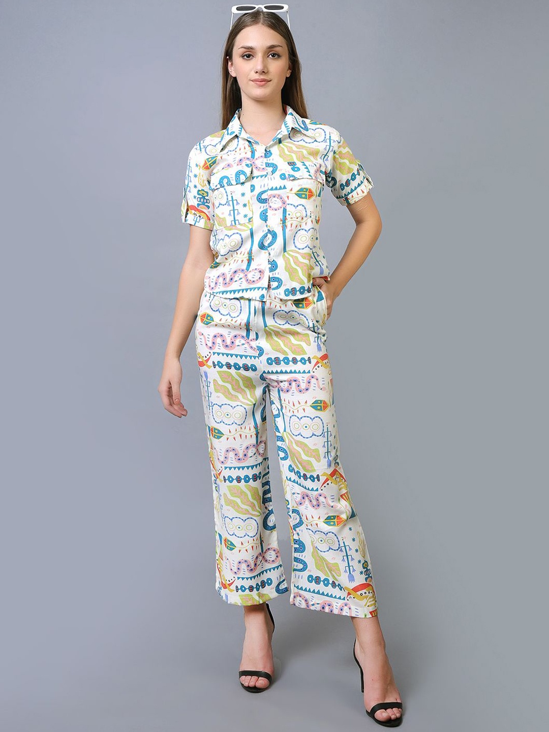 

Softwrap Women Printed Night suit, Multi