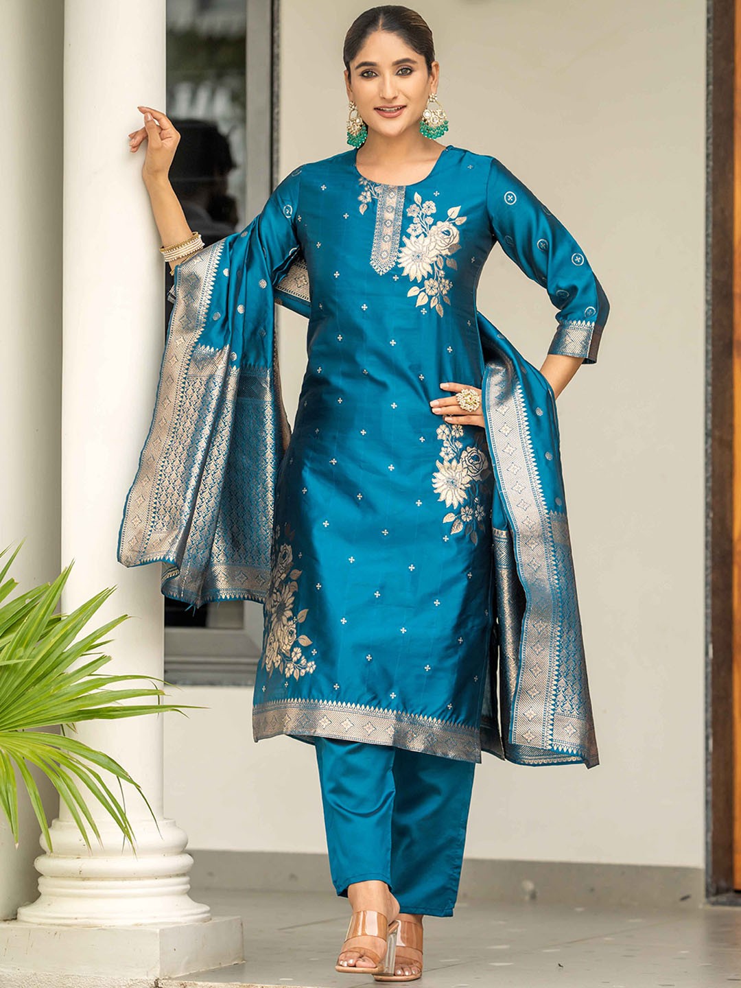 

Twika Women Regular Kurta with Trousers & With Dupatta, Teal