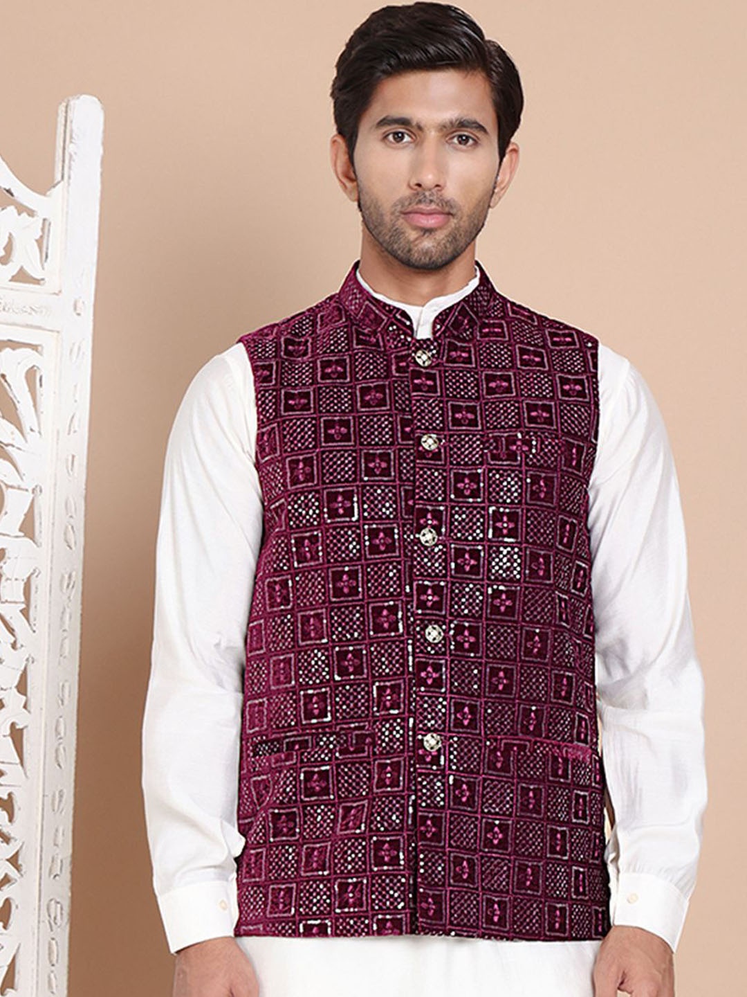 

Anouk Men Embroidered Regular Sequinned Velvet Kurta with Churidar, White