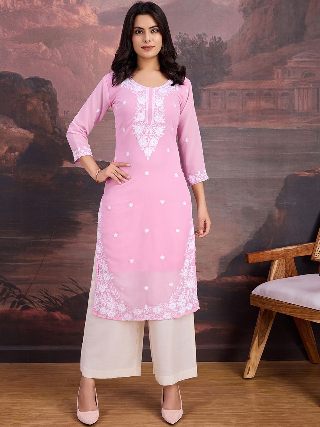 

House of Pataudi Floral Embroidered Thread Work Chikankari Straight Kurta, Pink