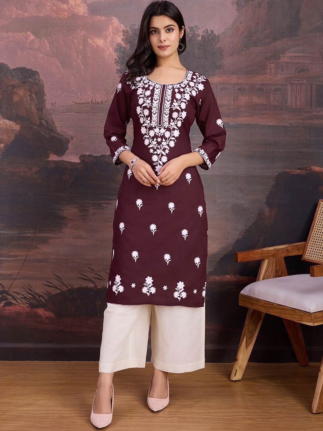 

House of Pataudi Floral Embroidered Thread Work Chikankari Straight Kurta, Coffee brown