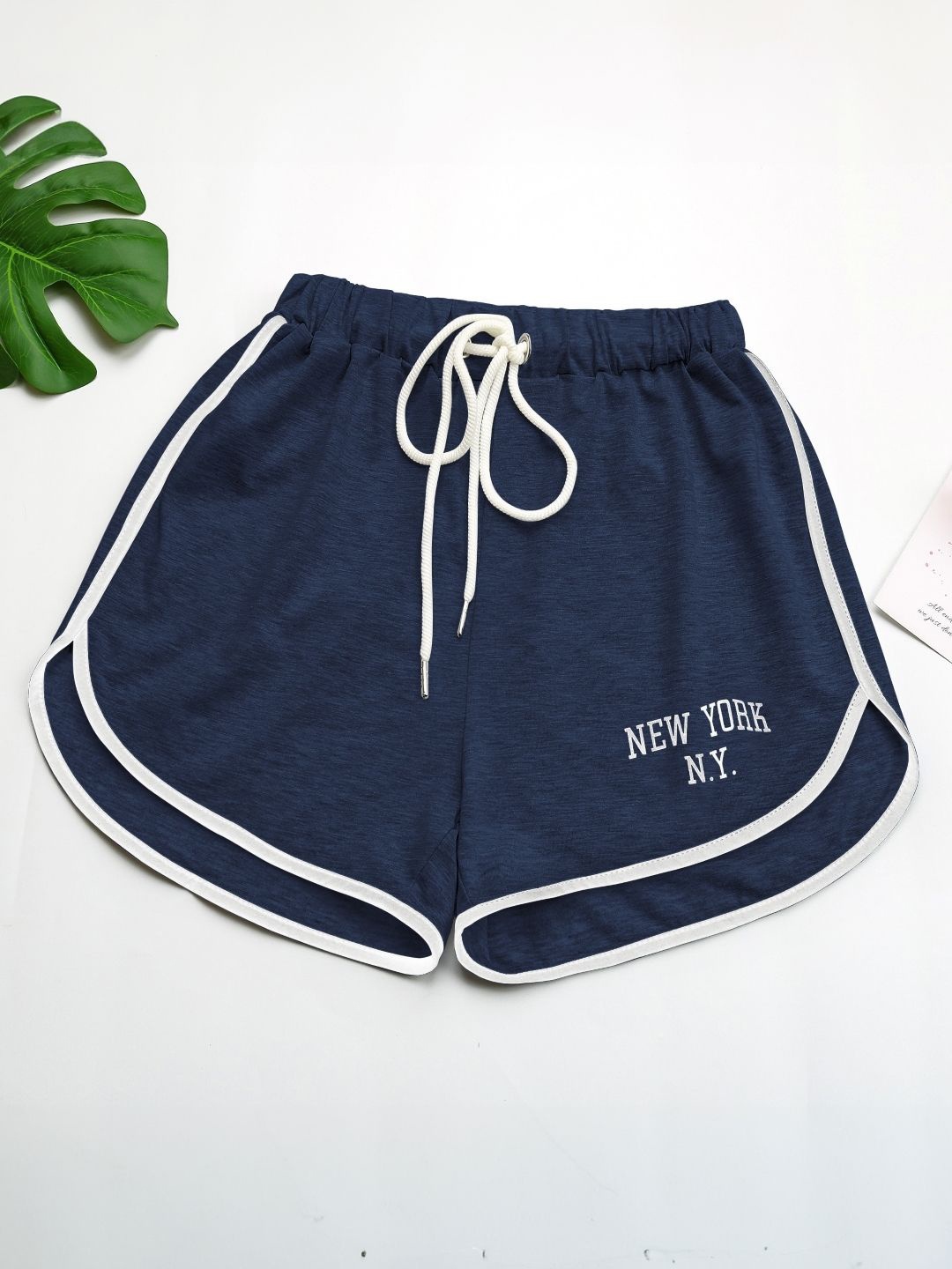 

KPOP Women Typography Printed High-Rise Shorts, Navy blue