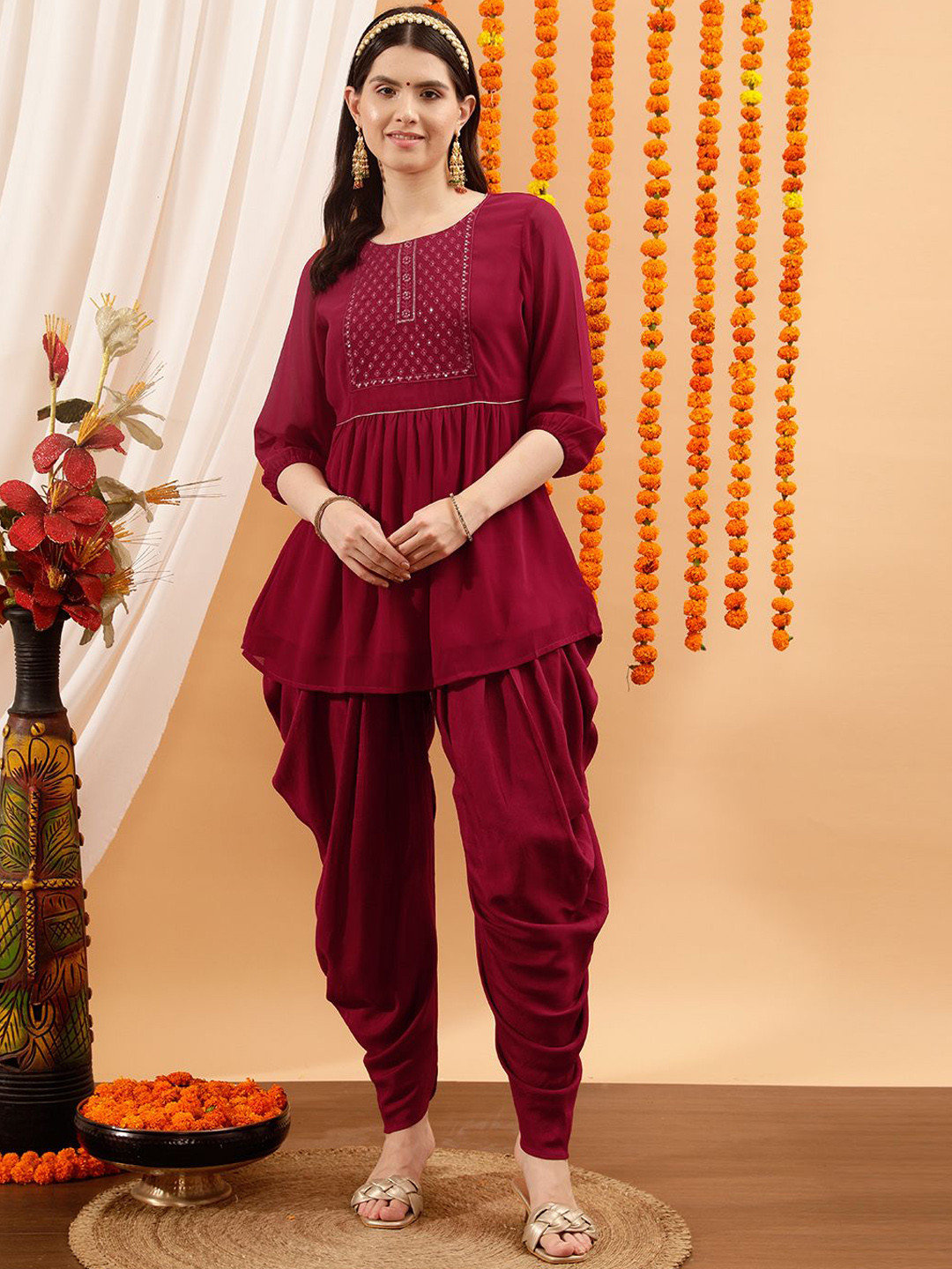 

indo street Women Floral Yoke Design Regular Kurti with Dhoti Pants, Fuchsia