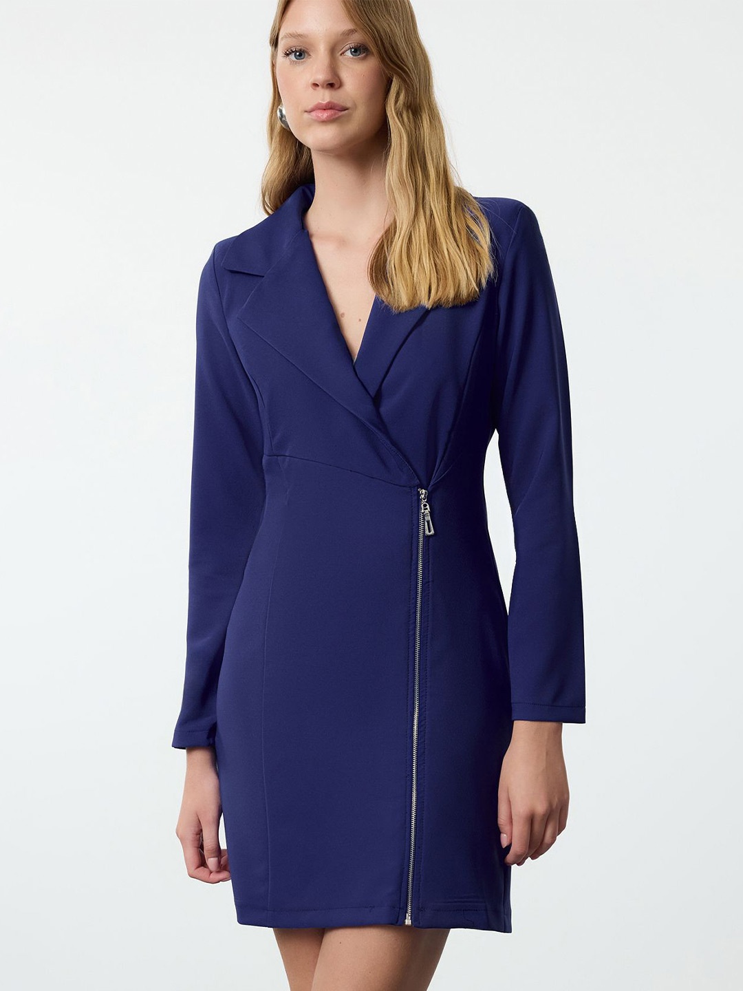 

Trendyol Dress, Na