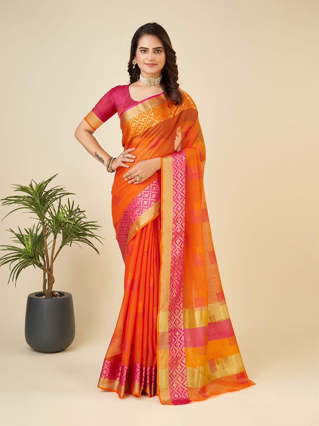 

Kriyansh Woven Design Geometric Banarasi Saree, Orange