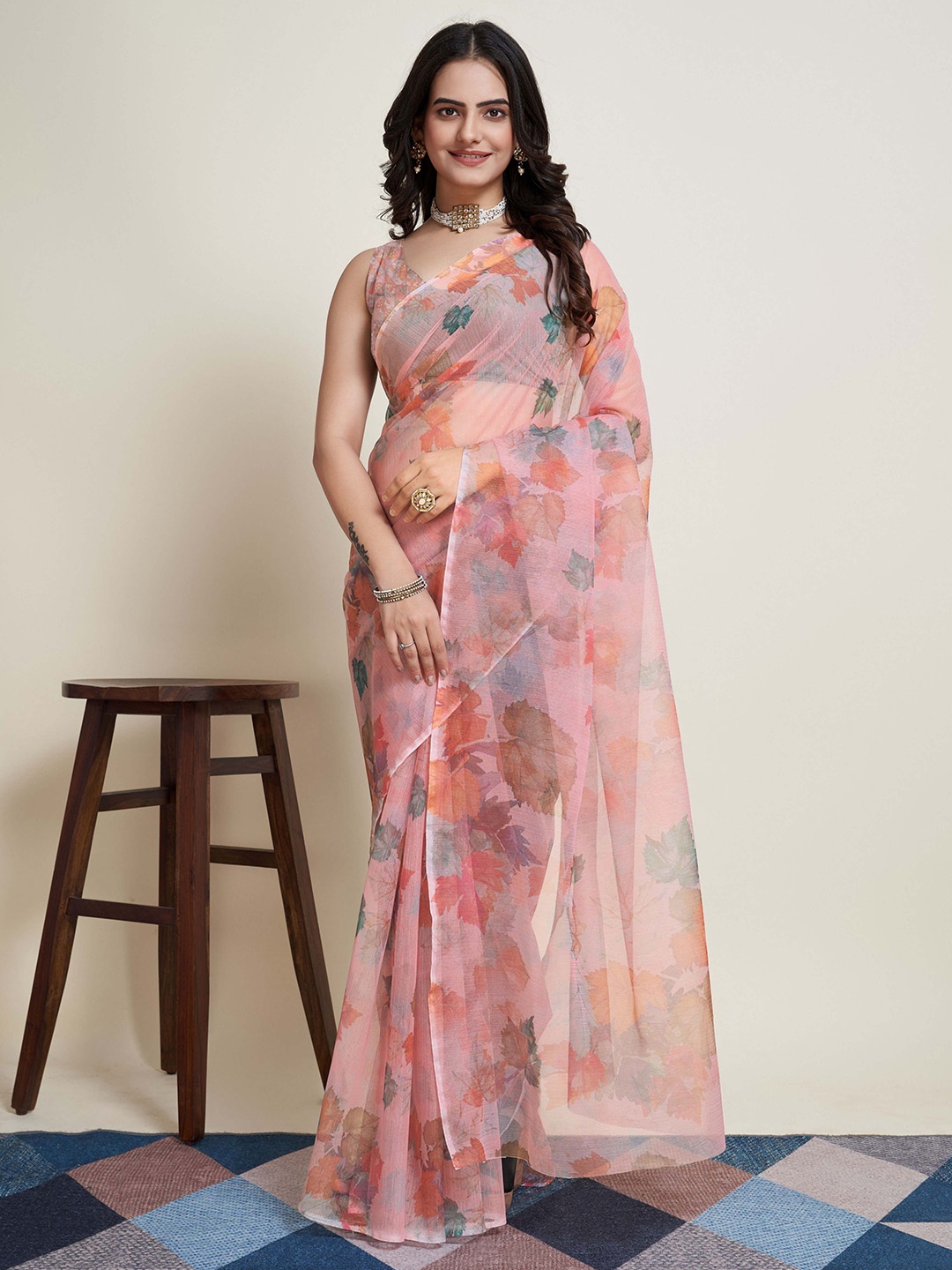 

Kriyansh Floral Printed Saree, Pink