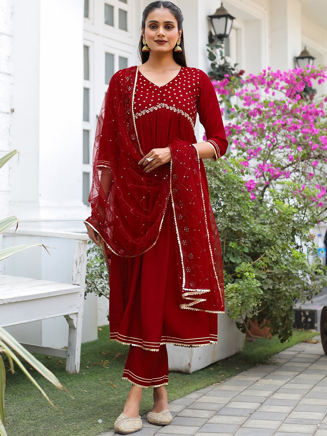 

Rajnandini Ethnic Motifs Embroidered Sequinned Anarkali Kurta with Trousers & With Dupatta, Maroon