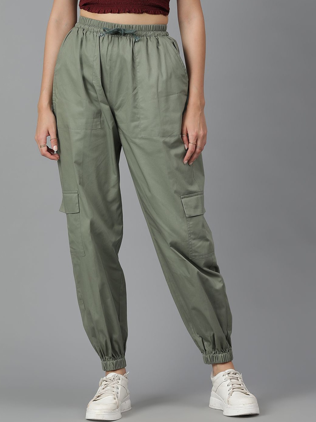 

Kotty Women Relaxed High-Rise Easy Wash Cargos Trousers, Green