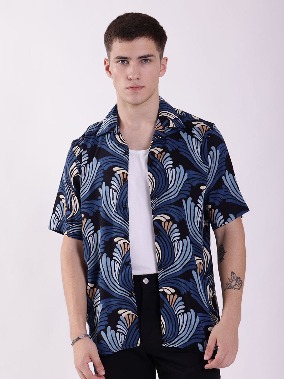 

RAYONBAY Men Relaxed Floral Opaque Printed Casual Shirt, Multi