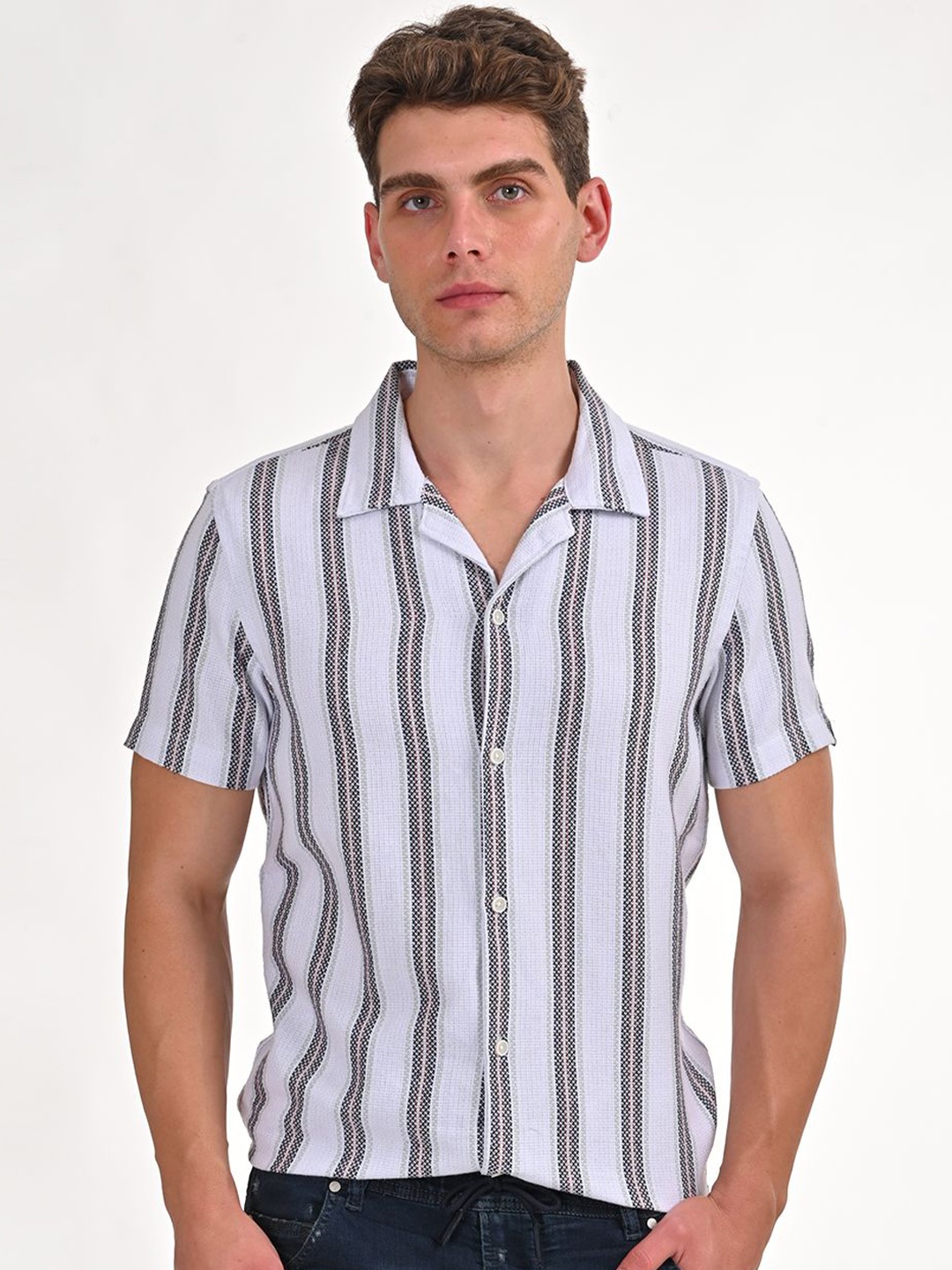 

POE Men Smart Slim Fit Opaque Striped Casual Shirt, Red