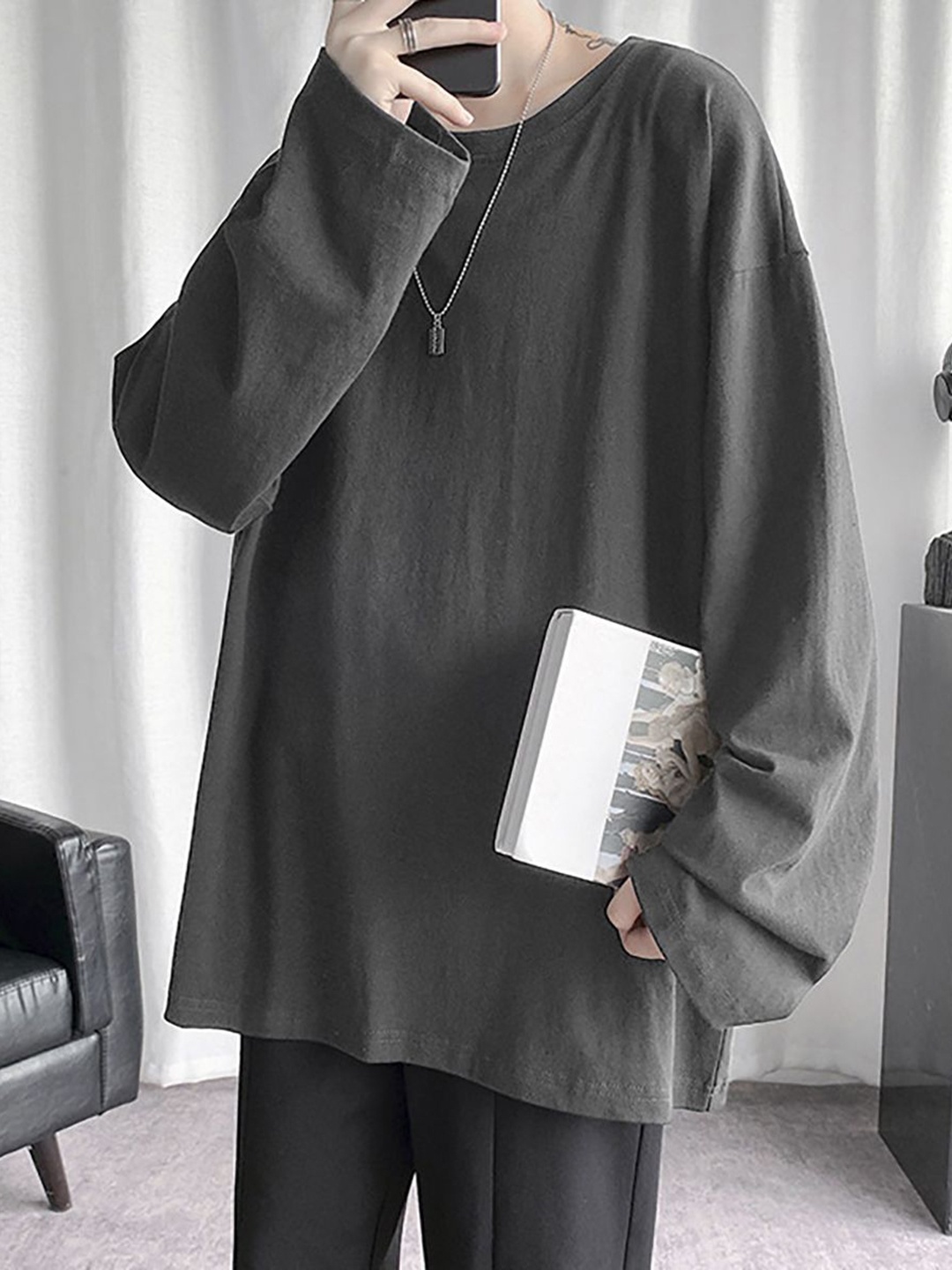 

StyleCast x Revolte Men Solid Round Neck Oversized T-shirt, Grey
