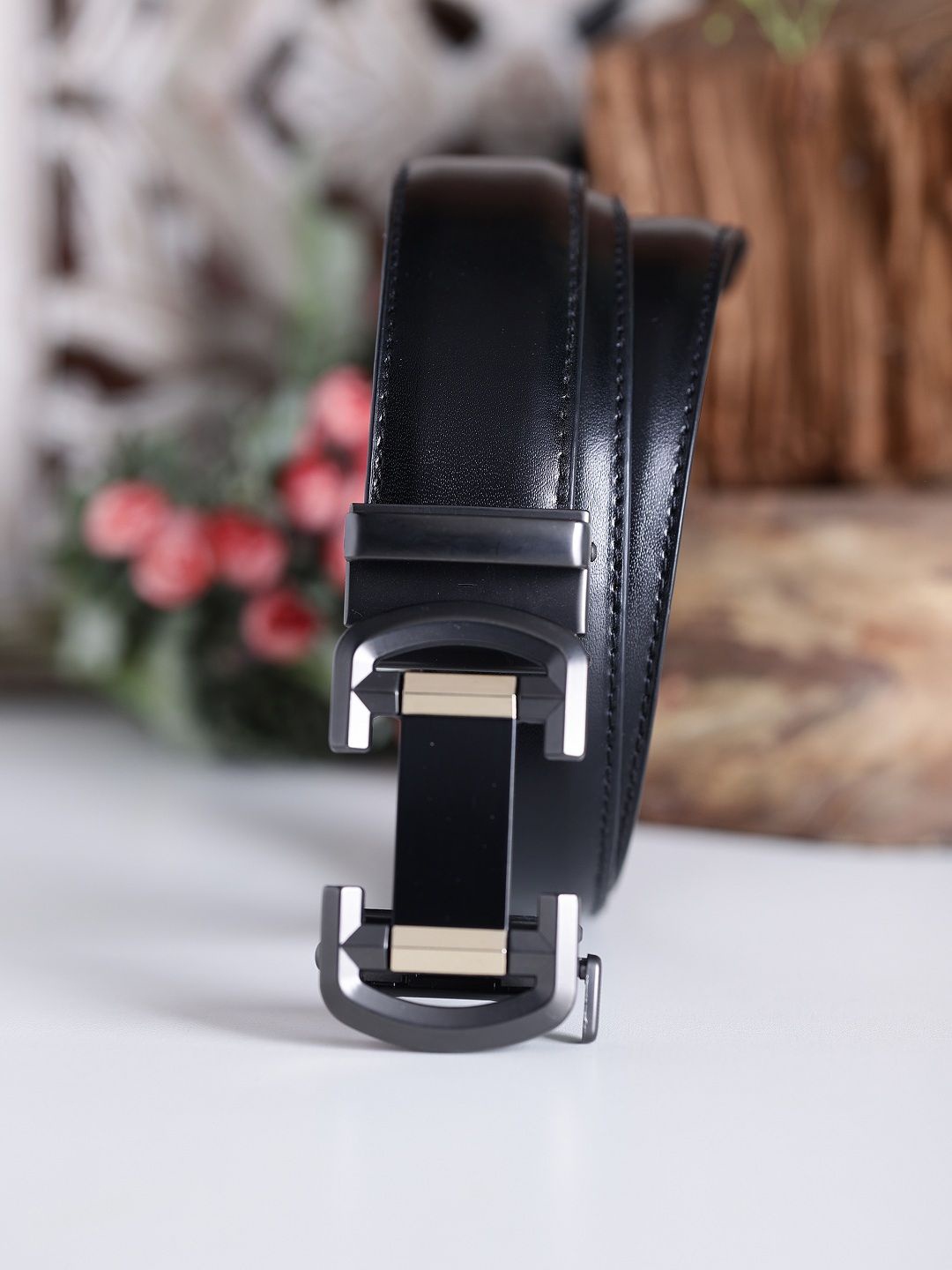 

SAZARA Men Slider Buckle Closure Textured Leather Belt, Black