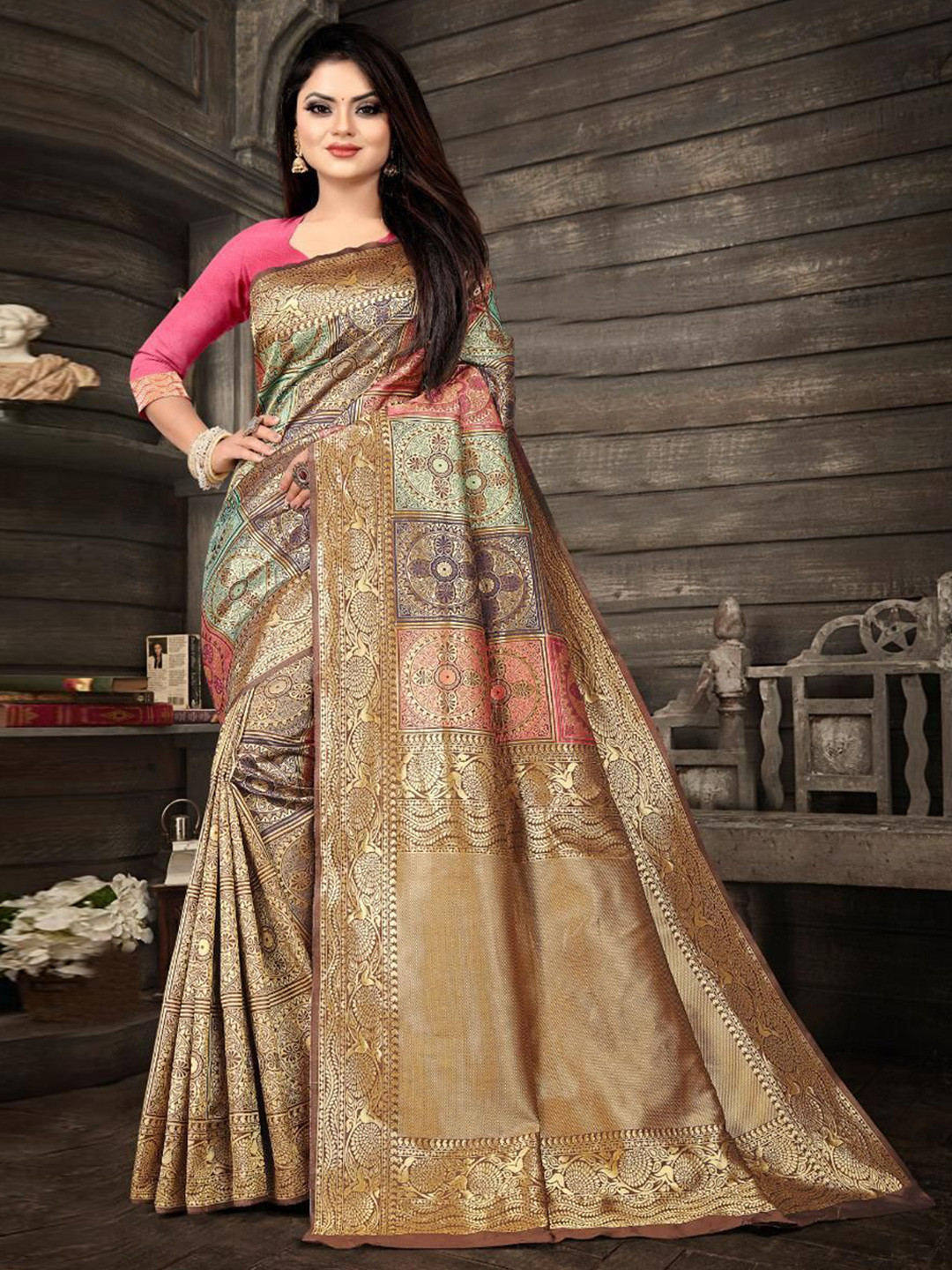 

MAHALASA Ethnic Motifs Woven Design Zari Kanjeevaram Saree, Gold