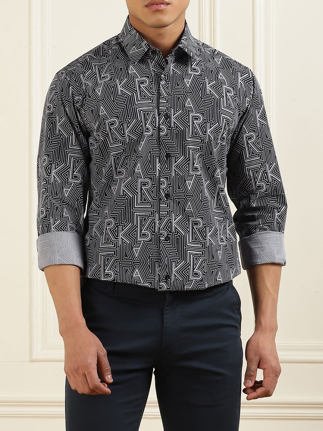 

Karl Lagerfeld Men Slim Fit Opaque Printed Formal Shirt, Grey