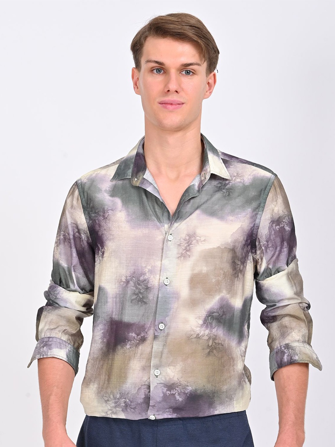

POE Men Smart Slim Fit Opaque Checked Casual Shirt, Green