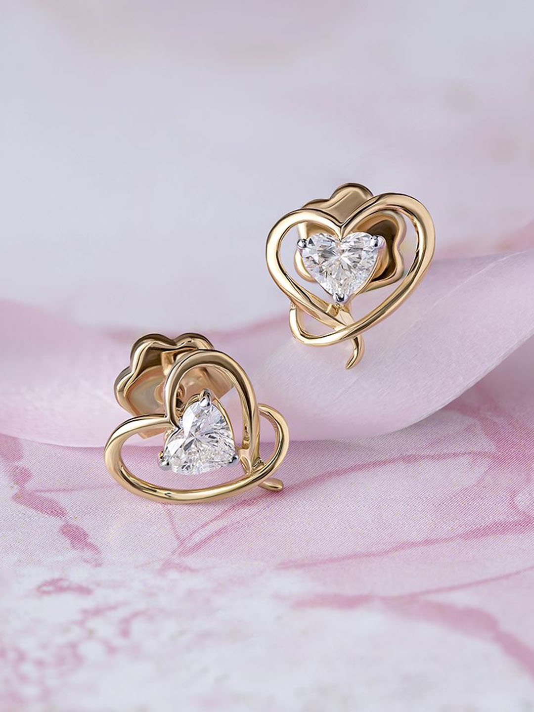 

Mia by Tanishq 14KT Gold Diamond Studded Earrings-1.63gm, Yellow